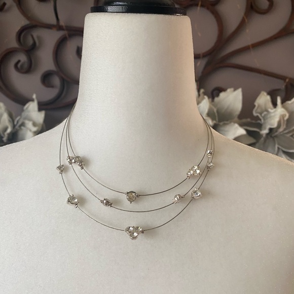 Wire Necklace with Crystals - Picture 3 of 11